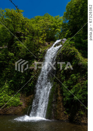 由利本荘市 赤田大滝 右側縦 67326362