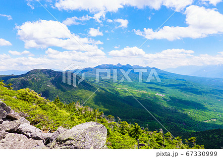 初夏の蓼科山登山:女乃神茶屋(蓼科山登山口)コースの風景 初夏の蓼科山登山:女乃神茶屋(蓼科山登山口)コースの風景 67330999