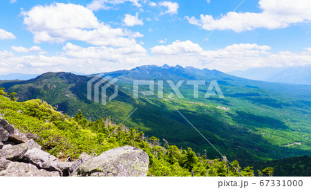 初夏の蓼科山登山:女乃神茶屋(蓼科山登山口)コースの風景 初夏の蓼科山登山:女乃神茶屋(蓼科山登山口)コースの風景 67331000