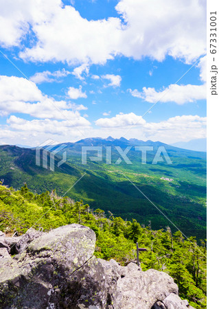初夏の蓼科山登山:女乃神茶屋(蓼科山登山口)コースの風景 初夏の蓼科山登山:女乃神茶屋(蓼科山登山口)コースの風景 67331001