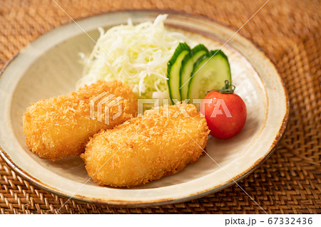 カニクリームコロッケ カニクリームコロッケ 67332436