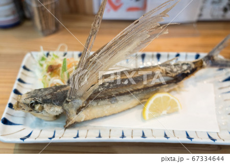 飛び魚の唐揚げ 67334644