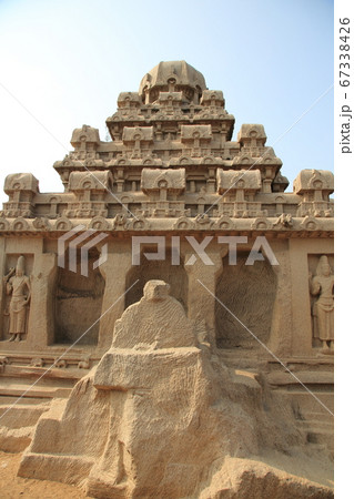 インド 世界遺産 マハバリプラム 5つの石彫り寺院 ファイブラタ ドラヴィダ建築 インド 世界遺産 マハバリプラム 5つの石彫り寺院 ファイブラタ ドラヴィダ建築 67338426