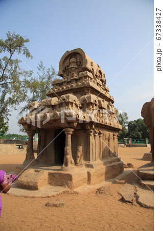 インド 世界遺産 マハバリプラム 5つの石彫り寺院 ファイブラタ ドラヴィダ建築 インド 世界遺産 マハバリプラム 5つの石彫り寺院 ファイブラタ ドラヴィダ建築 67338427