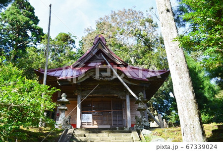 台風15号の被害を受ける前の鹿野山神野寺 67339024