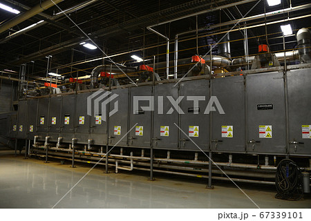 アメリカ　タバコ工場 67339101