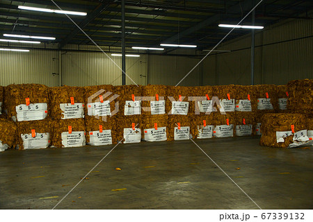 アメリカ　タバコ工場 67339132