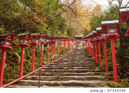 貴船神社 京都の紅葉の名所 秋の京都観光スポット の写真素材