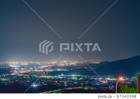 姨捨SAから見た善光寺平の夜景　【長野県】 67343398
