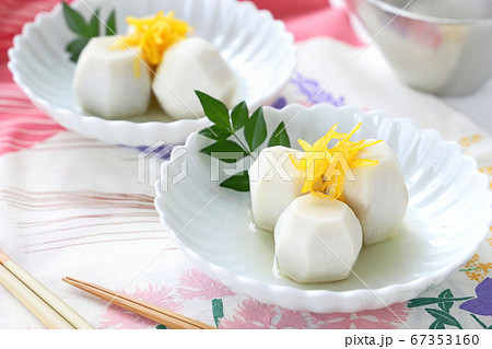 里芋の煮物　白煮 67353160