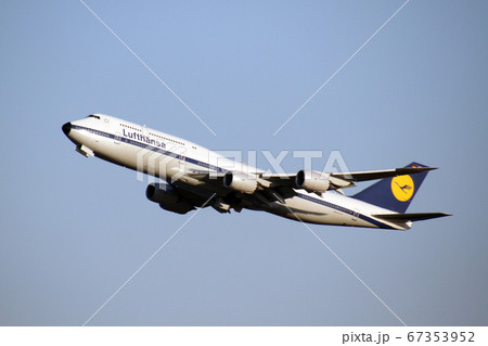 Departure／出発 67353952