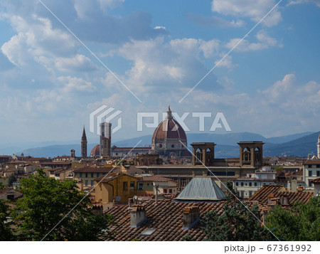 フィレンツェ市街地の景色 67361992