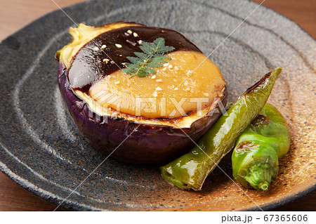 賀茂茄子の味噌田楽の写真素材