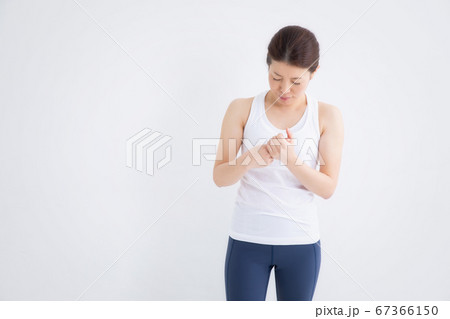 スポーツウェアの女性 スポーツウェアの女性 67366150