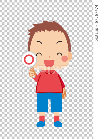 小男孩抱著一個圓形標籤 67367474