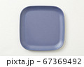 シンプルなお皿 67369492