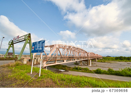 石川県の手取川に架かる粟生大橋 石川県の手取川に架かる粟生大橋 67369698