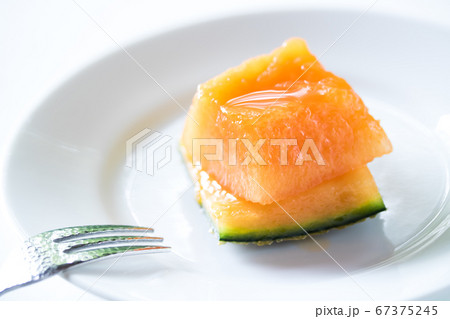 一口カットメロン・クインシー 67375245