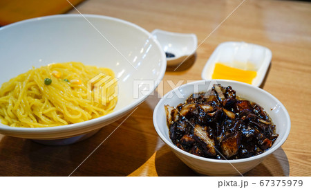 麺 食べ物 フード 67375979