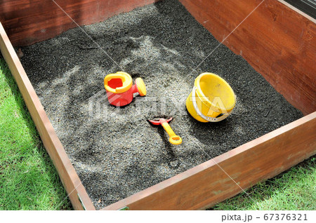 手作り砂場 手作り砂場 67376321