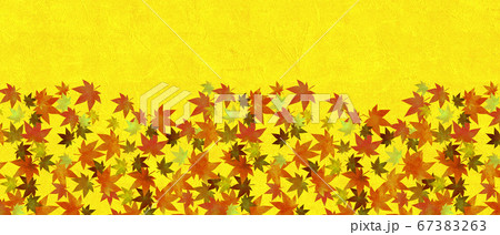 金色のテクスチャー背景と紅葉 金色のテクスチャー背景と紅葉 67383263