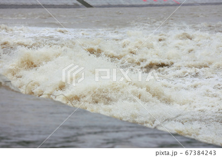 濁流 67384243