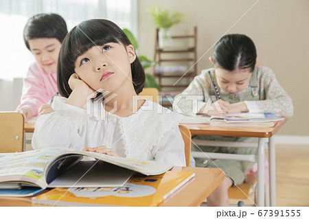 Happy children concept, a portrait of asian children smiling 067 67391555