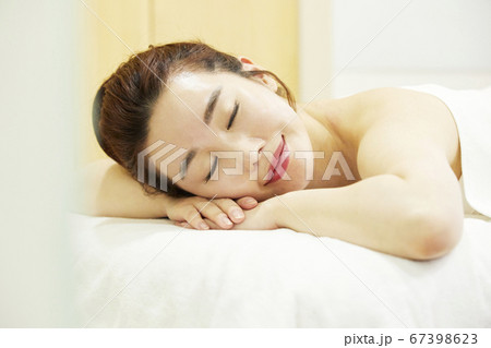 マッサージ エステティック エステ 67398623