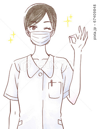 ナース服を着てマスクを付けてOKポーズの若い女性 ナース服を着てマスクを付けてOKポーズの若い女性 67409848