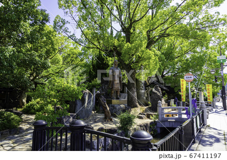 四国八十八箇所51番　石手寺　入口　愛媛県松山市 67411197