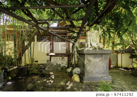 四国八十八箇所51番　石手寺　宝物館　愛媛県松山市 67411292