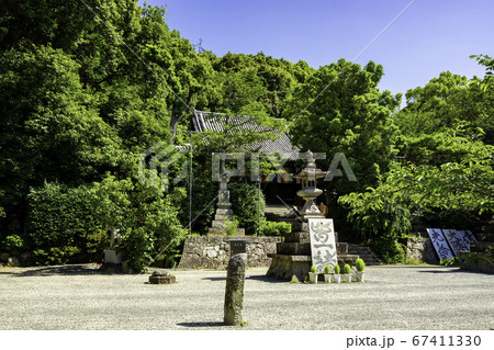 四国八十八箇所51番　石手寺　本堂　愛媛県松山市 67411330