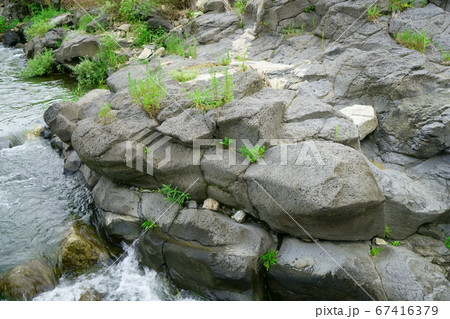 柱状節理 漢灘江 溶岩 67416379