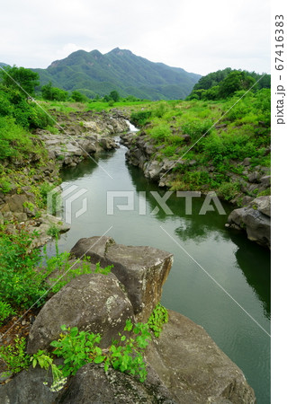 柱状節理 漢灘江 溶岩 67416383