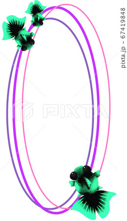 青緑色の金魚のタテ向きフレーム（紫色） 67419848