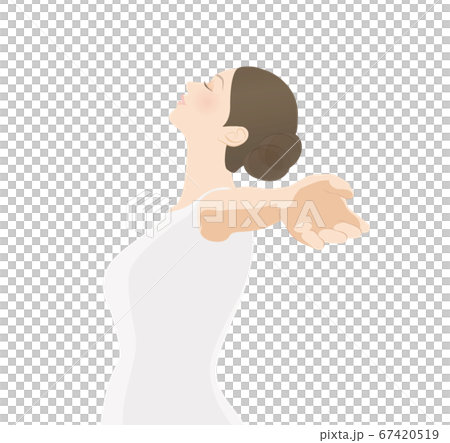 A woman who breathes deep 67420519