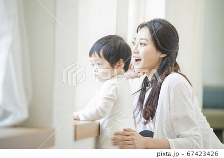 ママ 母 お母さん 67423426