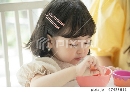 ライフスタイル 女性 女 67423611