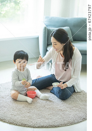 ママ 母 お母さん 67423797