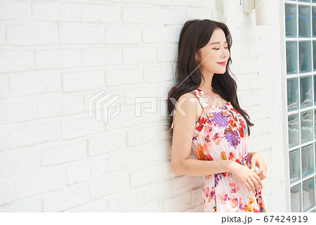 20代 女性 女 67424919