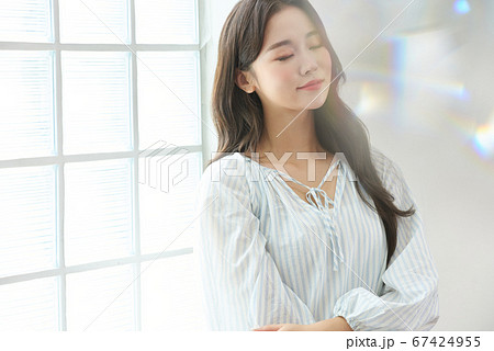 20代 女性 女 67424955