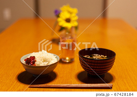 日本の朝ごはん 日本の朝ごはん 67428184