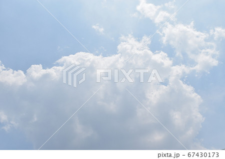 雲 空 背景 67430173