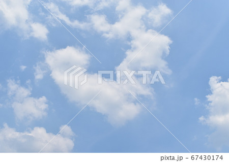 雲 空 背景 67430174