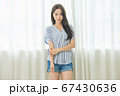 20代 女性 女 67430636