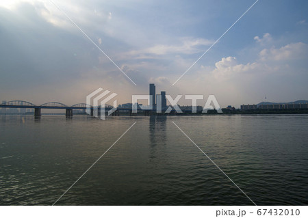 ソウル 漢江 動作大橋 67432010