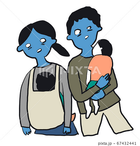 多忙な子育てにぐったりしている夫婦 67432441