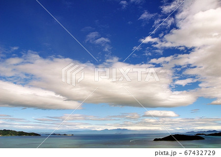 広島県呉市音戸の瀬戸の夏の空 広島県呉市音戸の瀬戸の夏の空 67432729