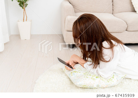 美しい女性 67435939