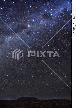 オーストラリア・ウルル=カタ・ジュタ国立公園の星空 2 オーストラリア・ウルル=カタ・ジュタ国立公園の星空 2 67436899